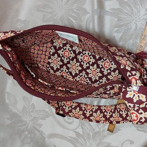 Vera Bradley 'On the Go'•Shoulder Crossbody Bag•Retired Medallion Print - Picture 8 of 11